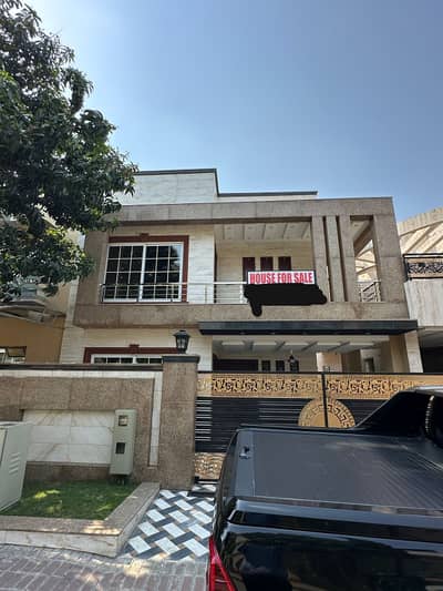 Sale 10 Marla Brand New House In Bahria Town Phase 2 - Original Pictures Attached