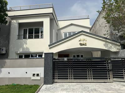 10 Marla House For Sale In Bahria Town Phase 2 - Original Pictures Attached