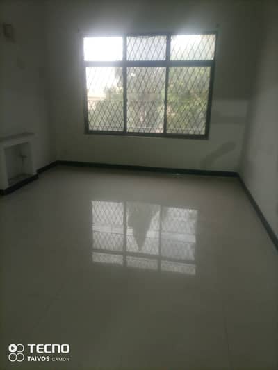D12 35*70 full house for rent out class new