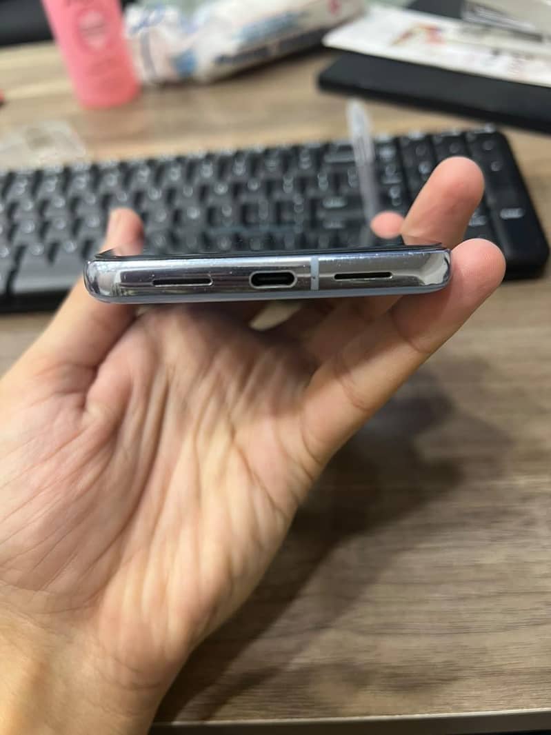 Google Pixel 8 Pro 4