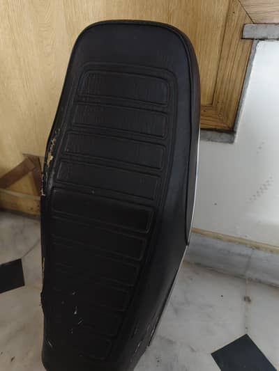 Honda CG 125 Seat