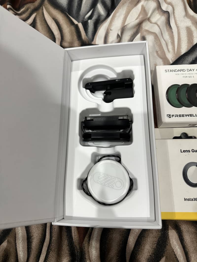 Insta360 go 3 11