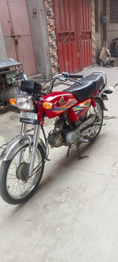 Honda cd70 total genuine 2020 model