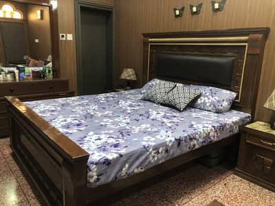 Bed with side tables