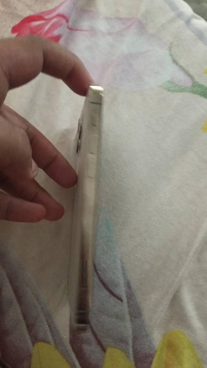 Apple iPhone 12 Pro 2