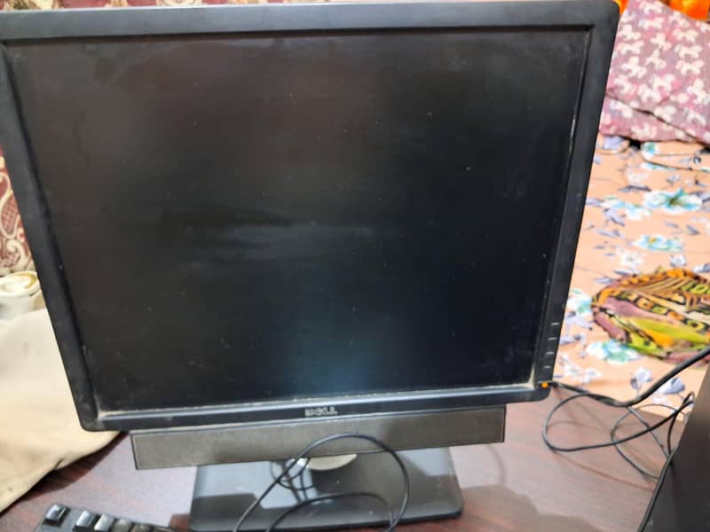 HP PRO 8