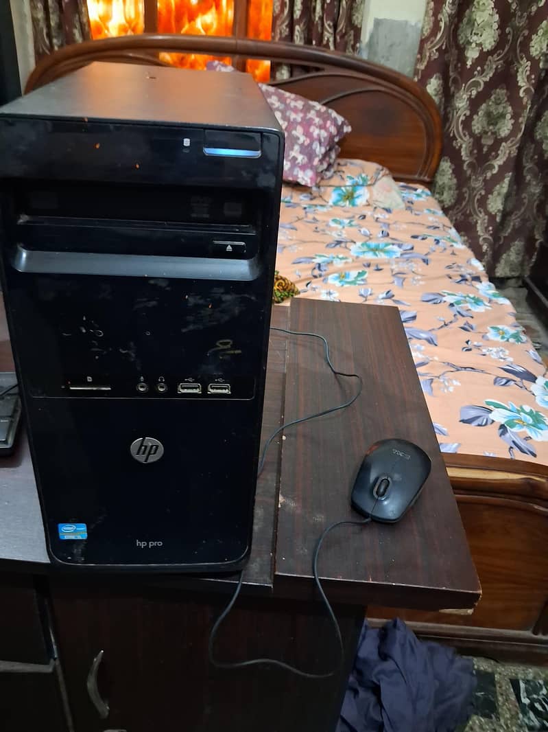 HP PRO 9