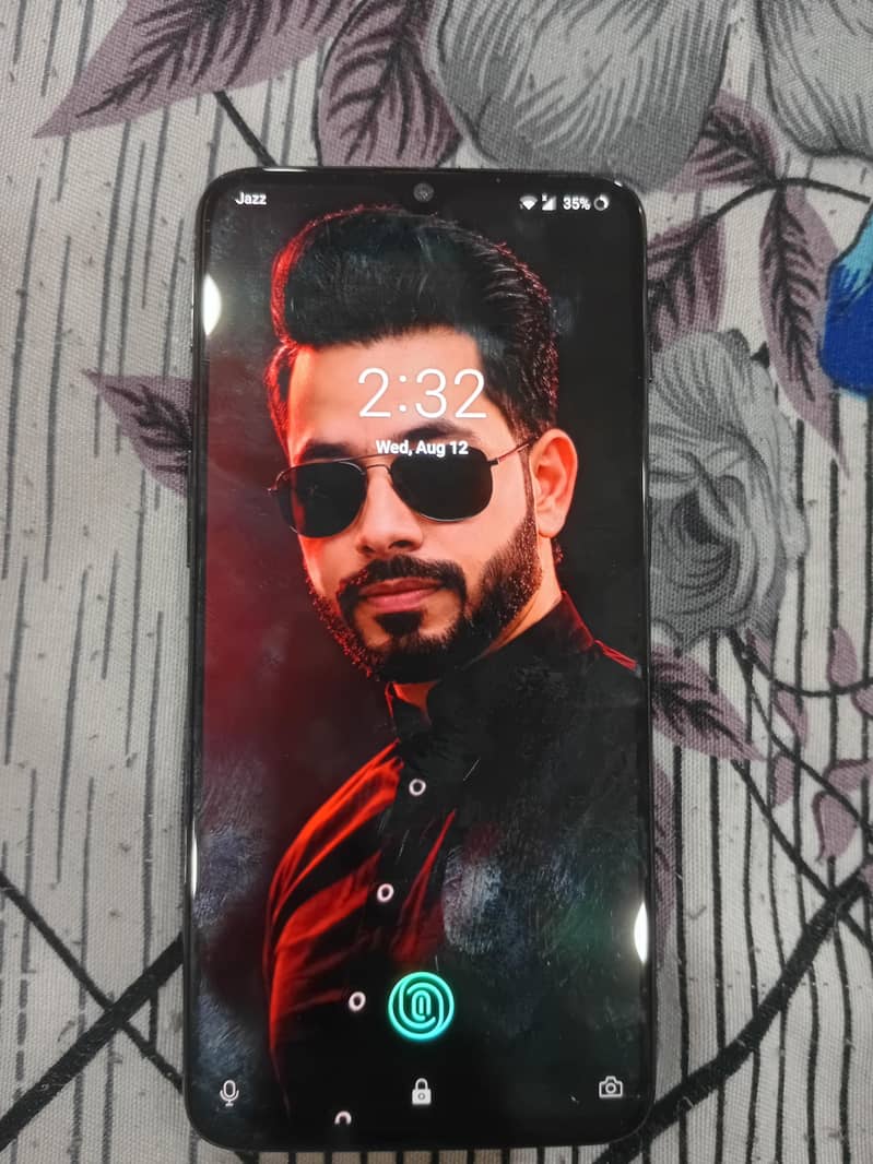 One Plus 6T 1