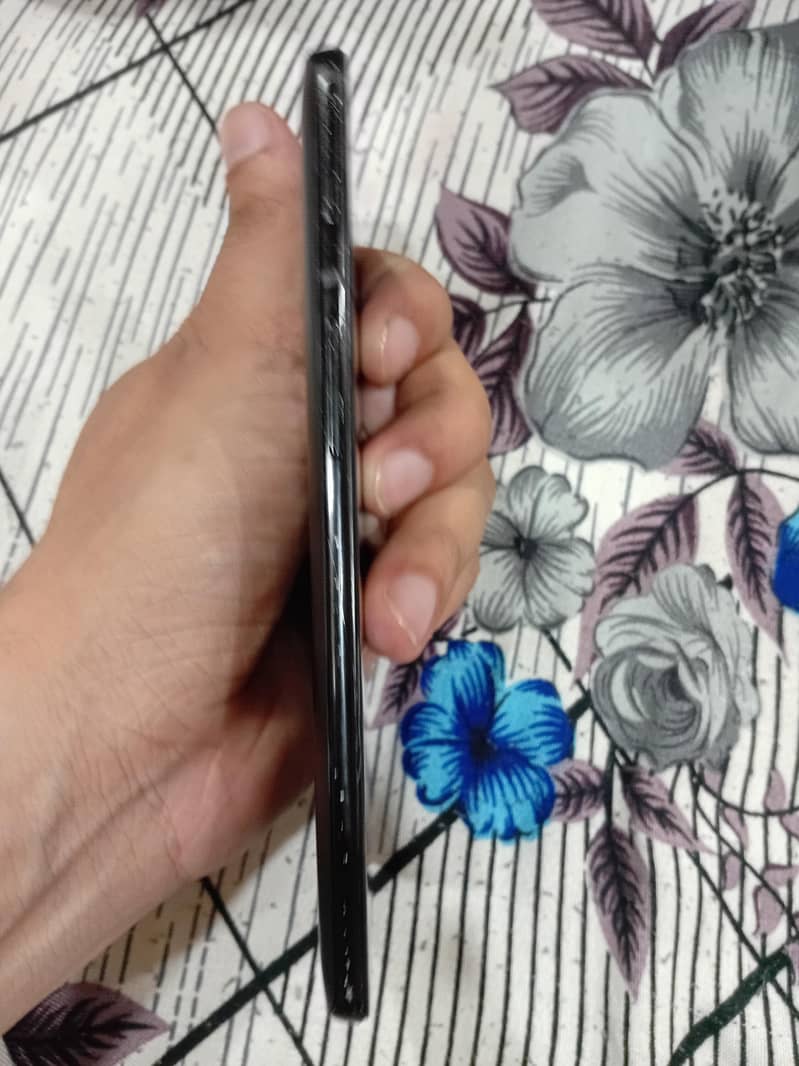 One Plus 6T 3