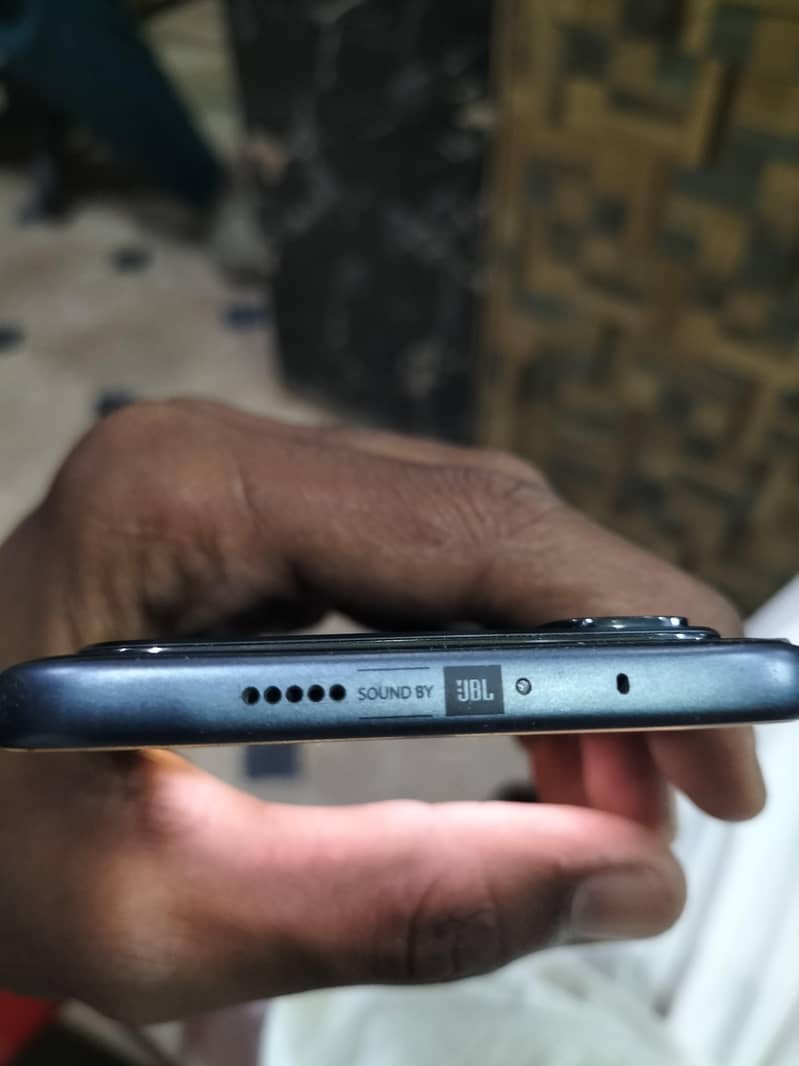 Infinix Note Edge 5