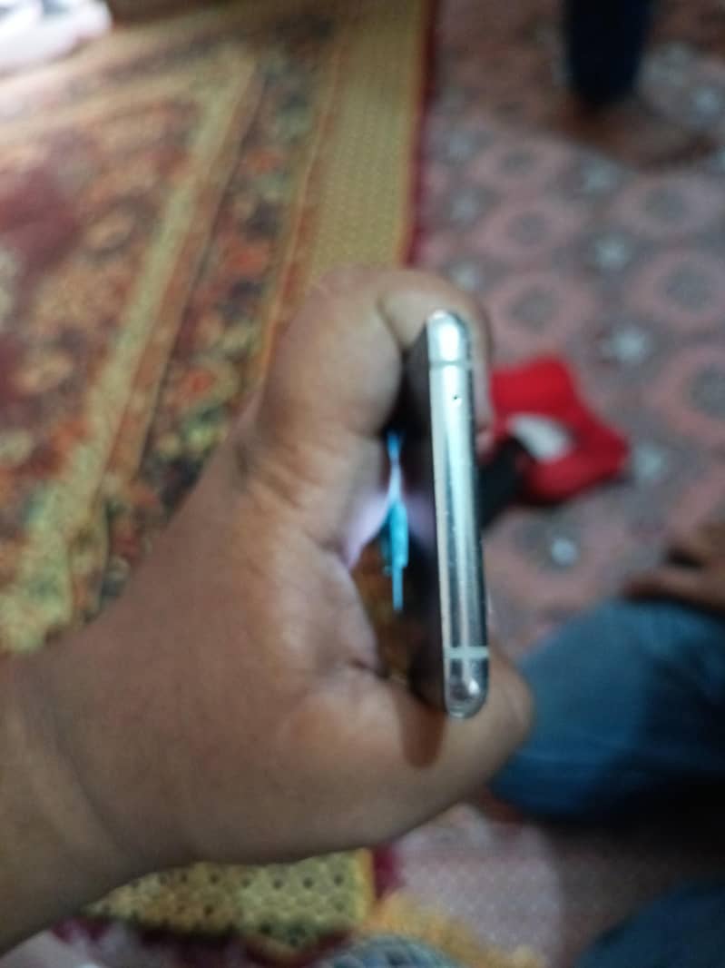 OnePlus 8 4
