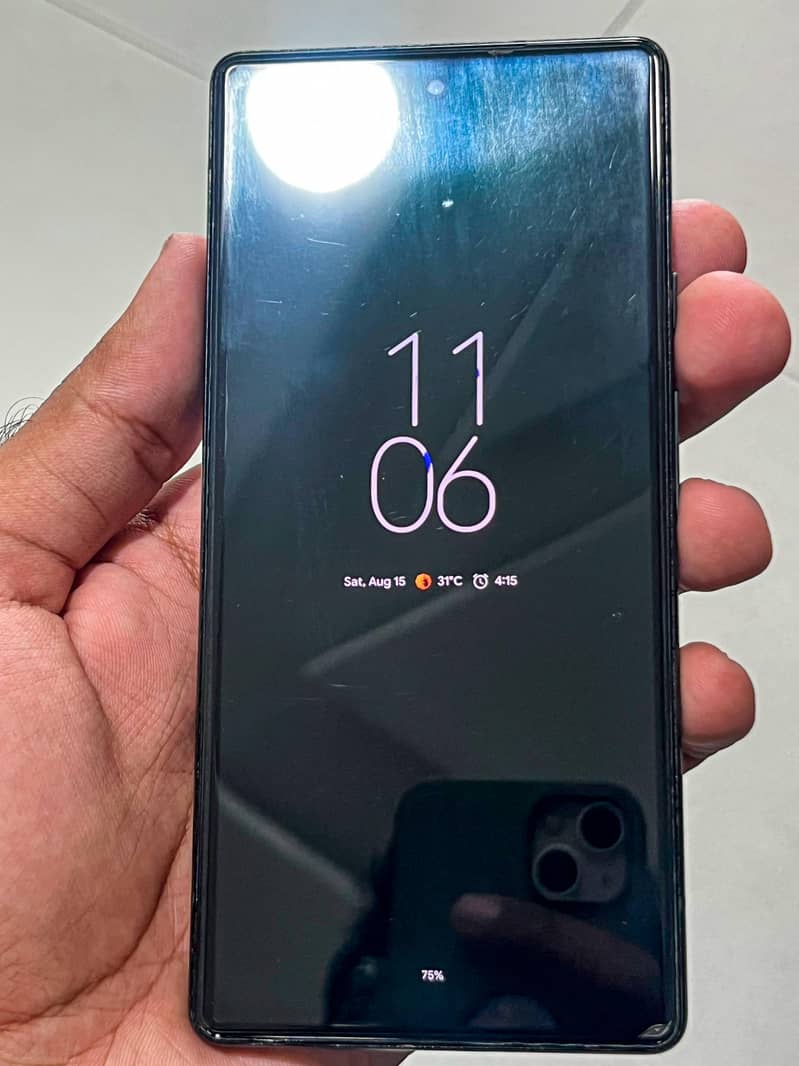 Google Pixel 6a Display Damage 1