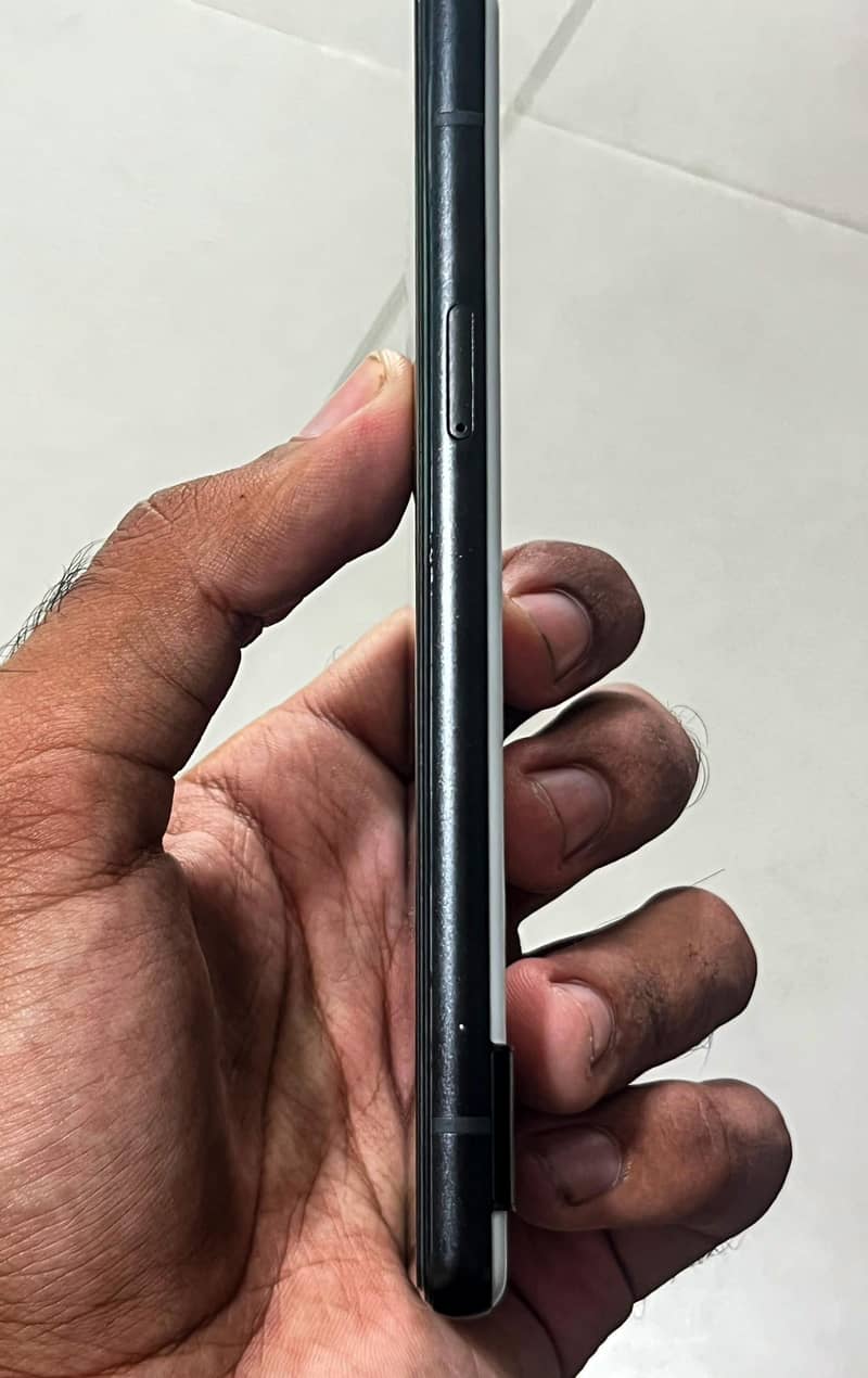 Google Pixel 6a Display Damage 5