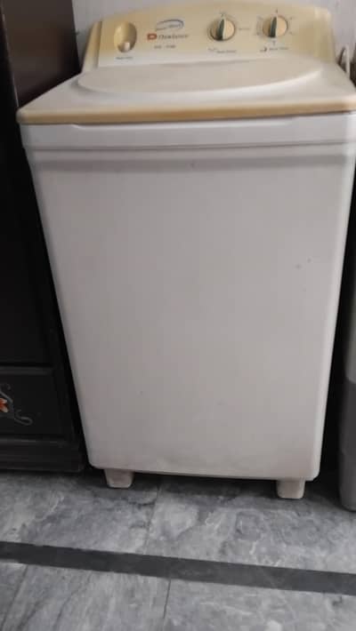 washing machine and spinner