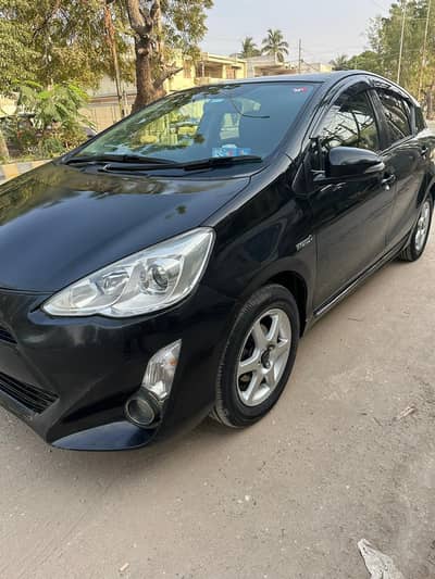 Toyota Aqua 2015