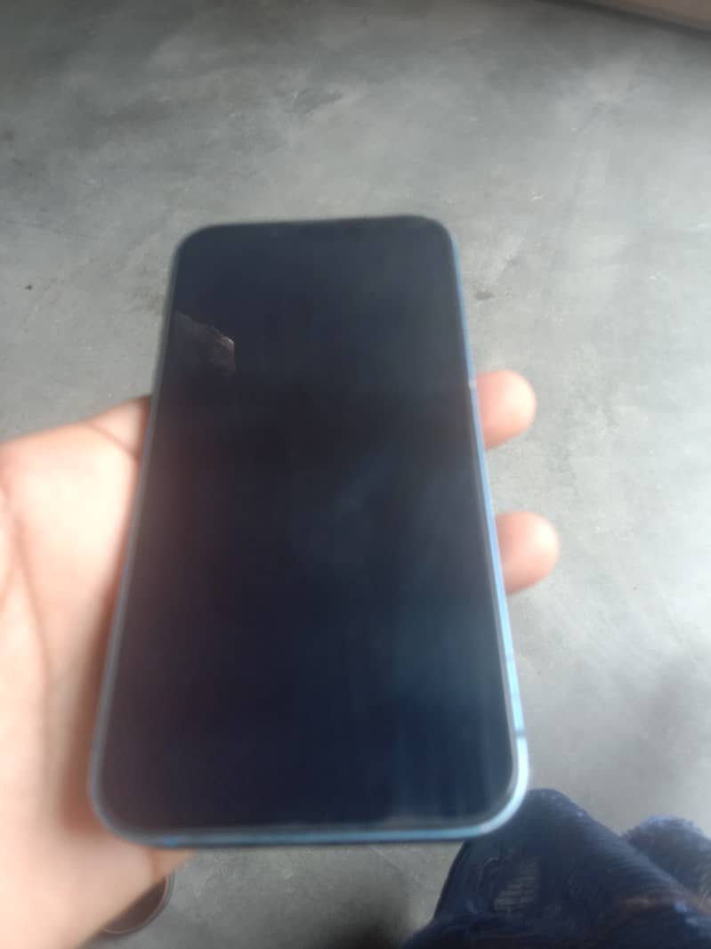 Apple iPhone 13 1