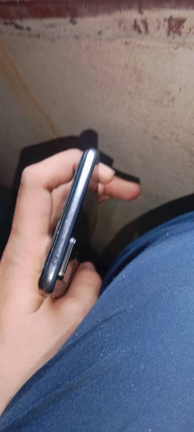 Vivo V21e