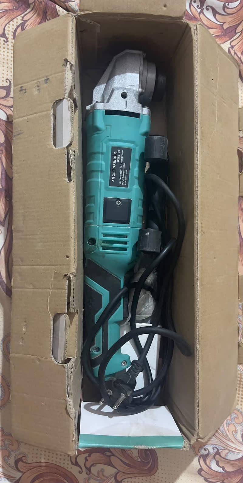 angle grinder like new 3
