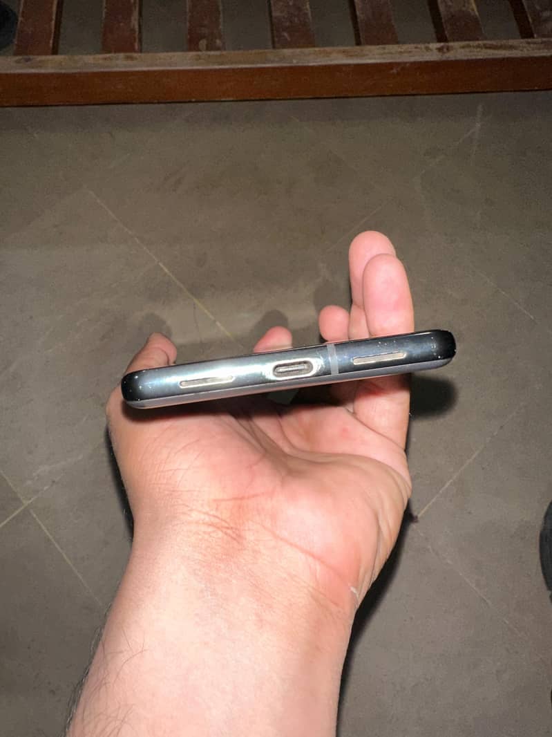 Apple iPhone 13 Pro 1