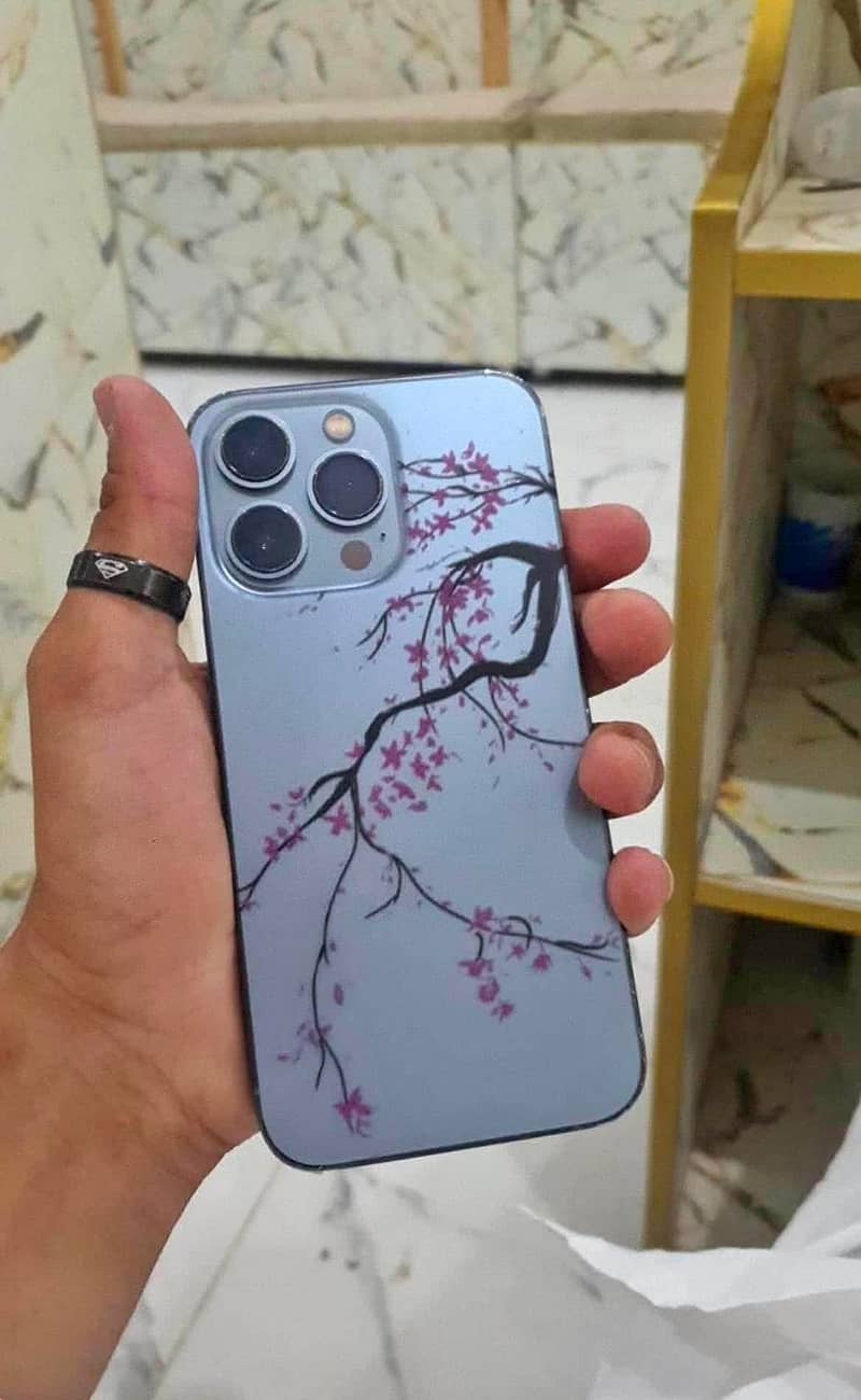 Apple iPhone 13 Pro 4