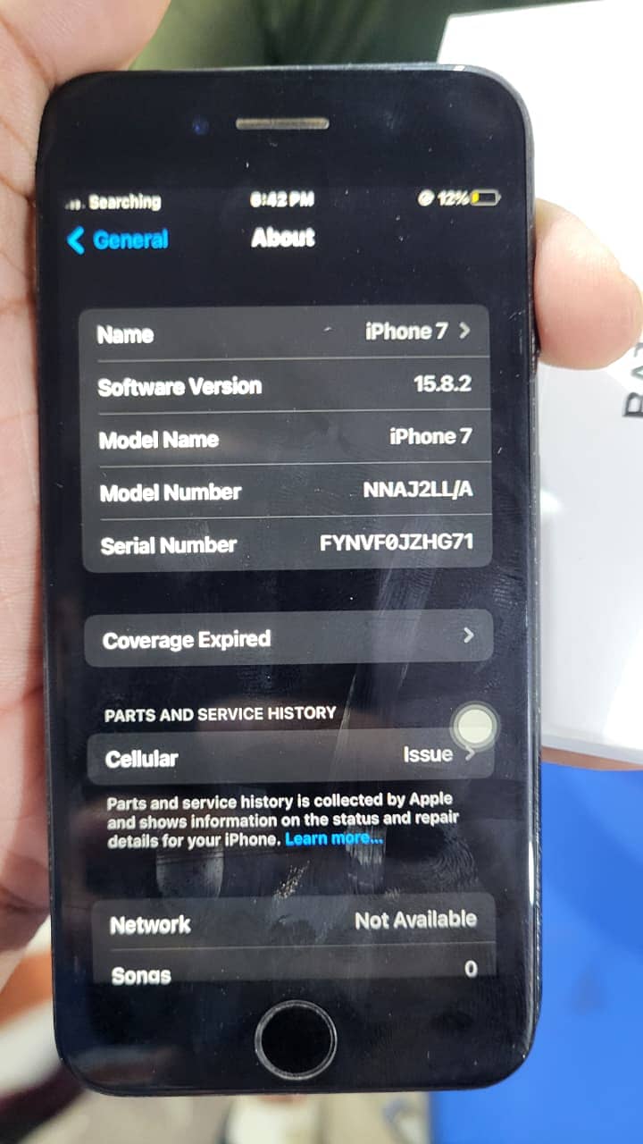 Apple iPhone 7 0