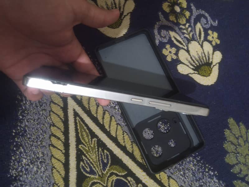 Infinix Note 40 Read Add 5