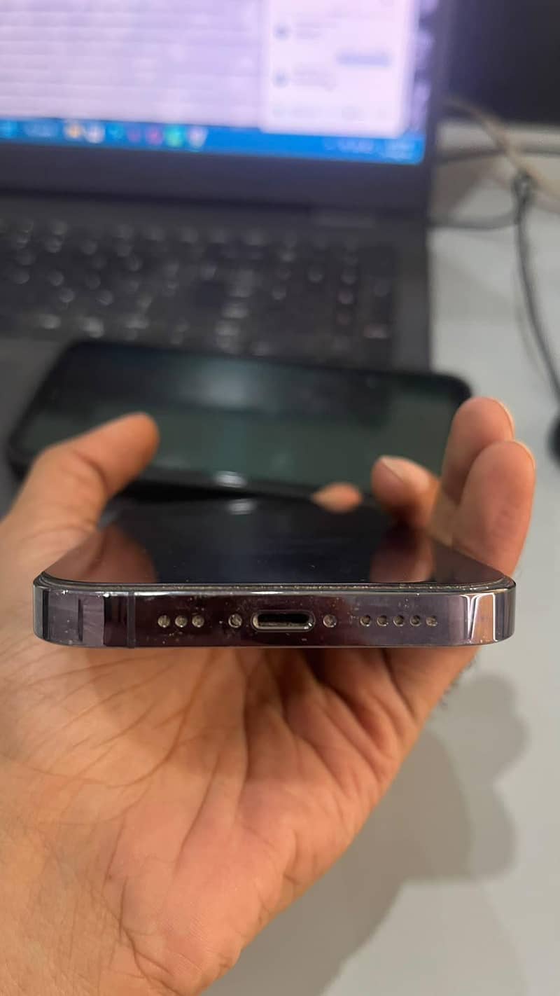 Apple iPhone 14 Pro 4