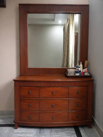 Elegant Wooden Dressing Table with Large Mirror