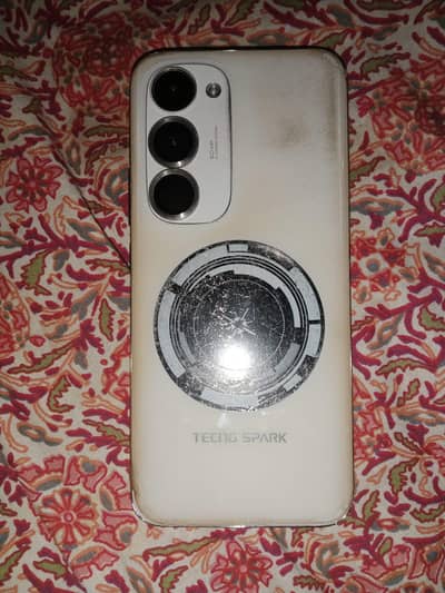 Teacno spark 40 pro plus