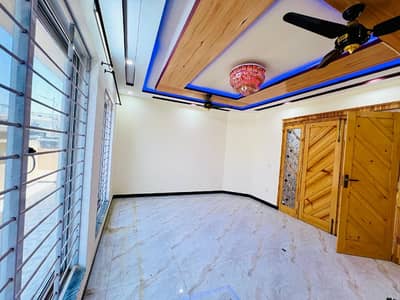 14 MARLA NEW HOUSE FOR SALE F-17 ISLAMABAD ALL FACILITY AVAILABLE CDA PPROVED