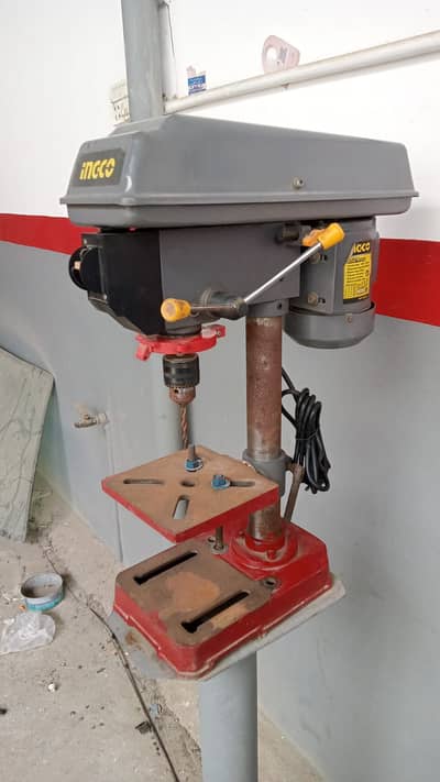 Garage tools, machines and equipment available for Urgant sale
