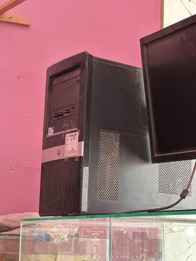 Hp core 2 du pc tower me hy 2gb ram 320gb room 15inch ki lcd hy
