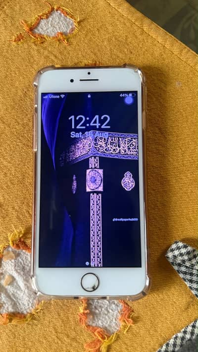 Apple iPhone 7