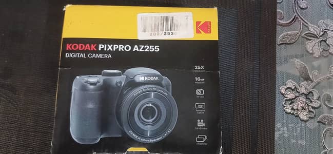 kodak pixpro AZ255 ALMOST NEW
