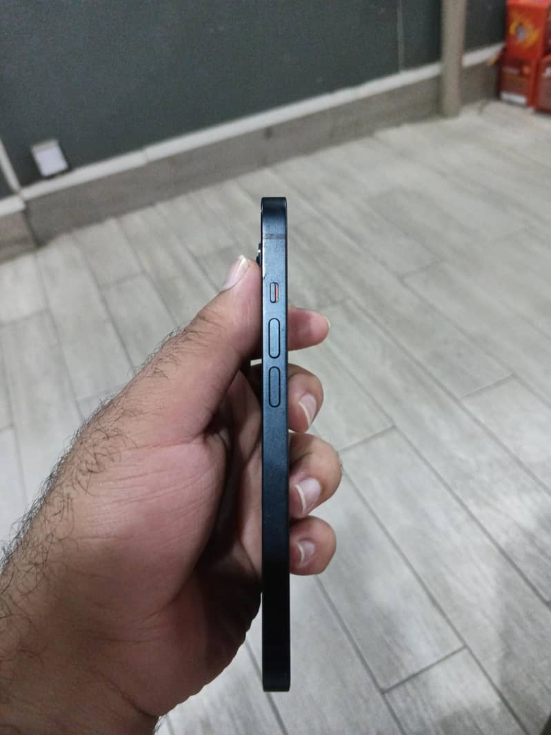 Apple iPhone 14 2