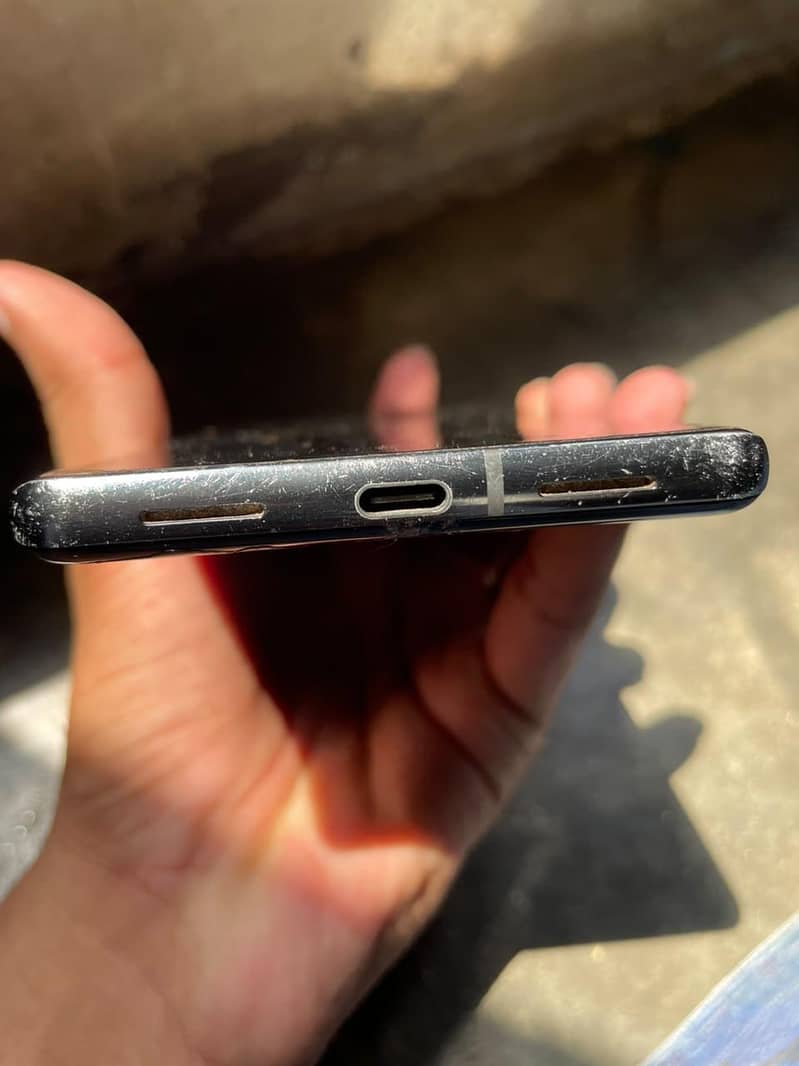 Google Pixel 7 Pro 6