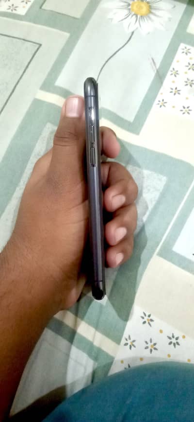 Apple iPhone 11 Pro