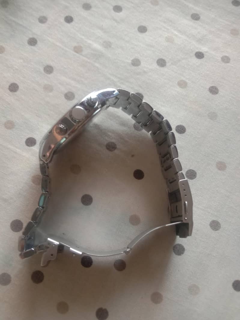 watch 3