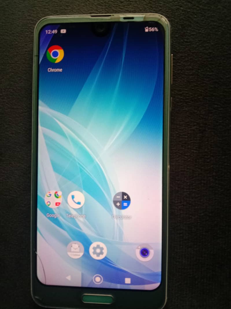 Sharp Aquos R2 3