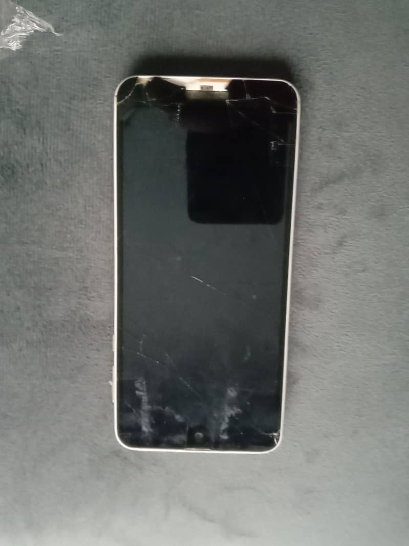 Sharp Aquos R2 5