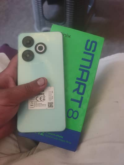Infinix Smart 8