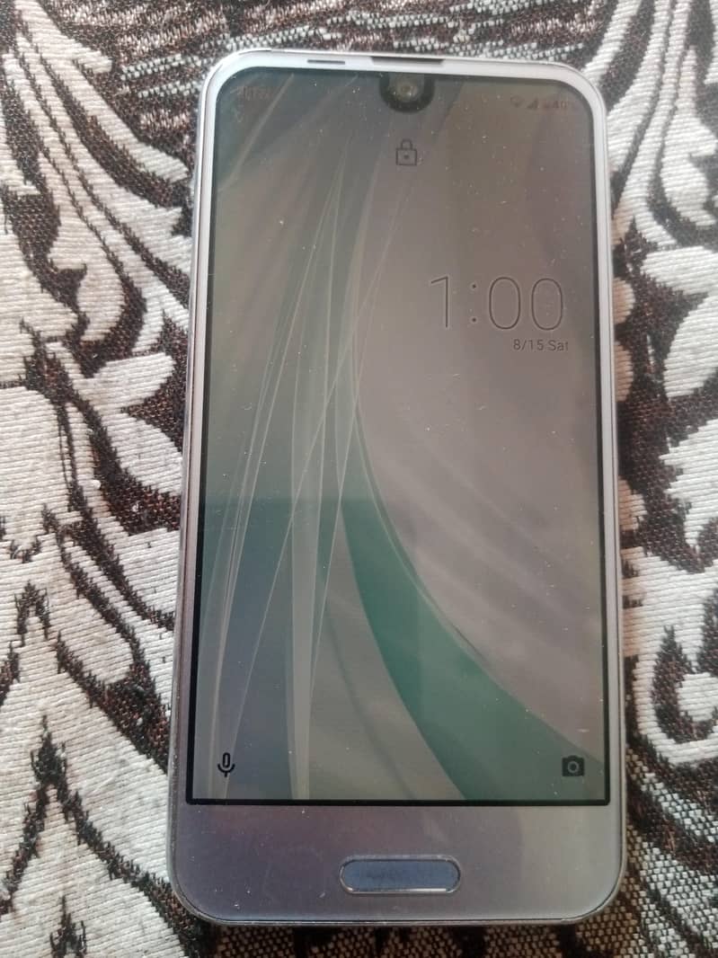 Sharp Aquos R2 0