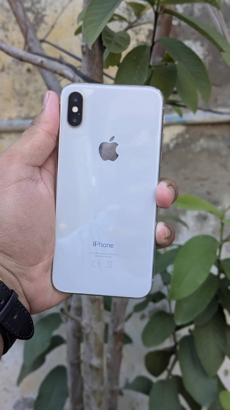 Apple iPhone X 2