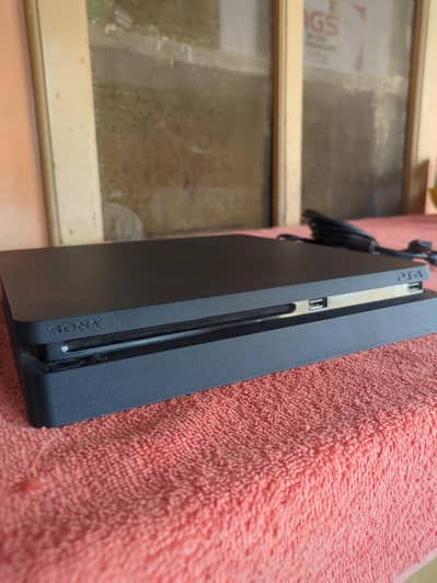 Sony PS4 Slim 500GB (Console Only) - Original Condition