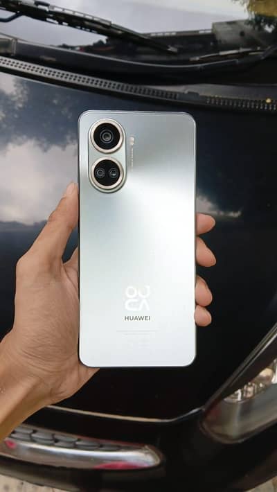 Huawei Nova 10 SE 12GB/256GB | Non-PTA | Excellent Condition
