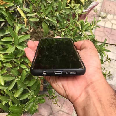 Samsung Mobile S10 Plus non pta 8 128Gb urgent sale
