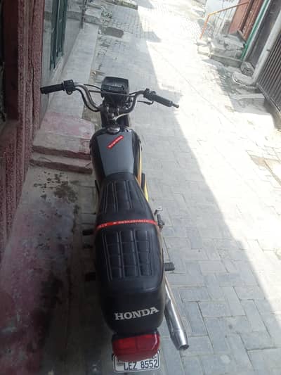 United 70cc