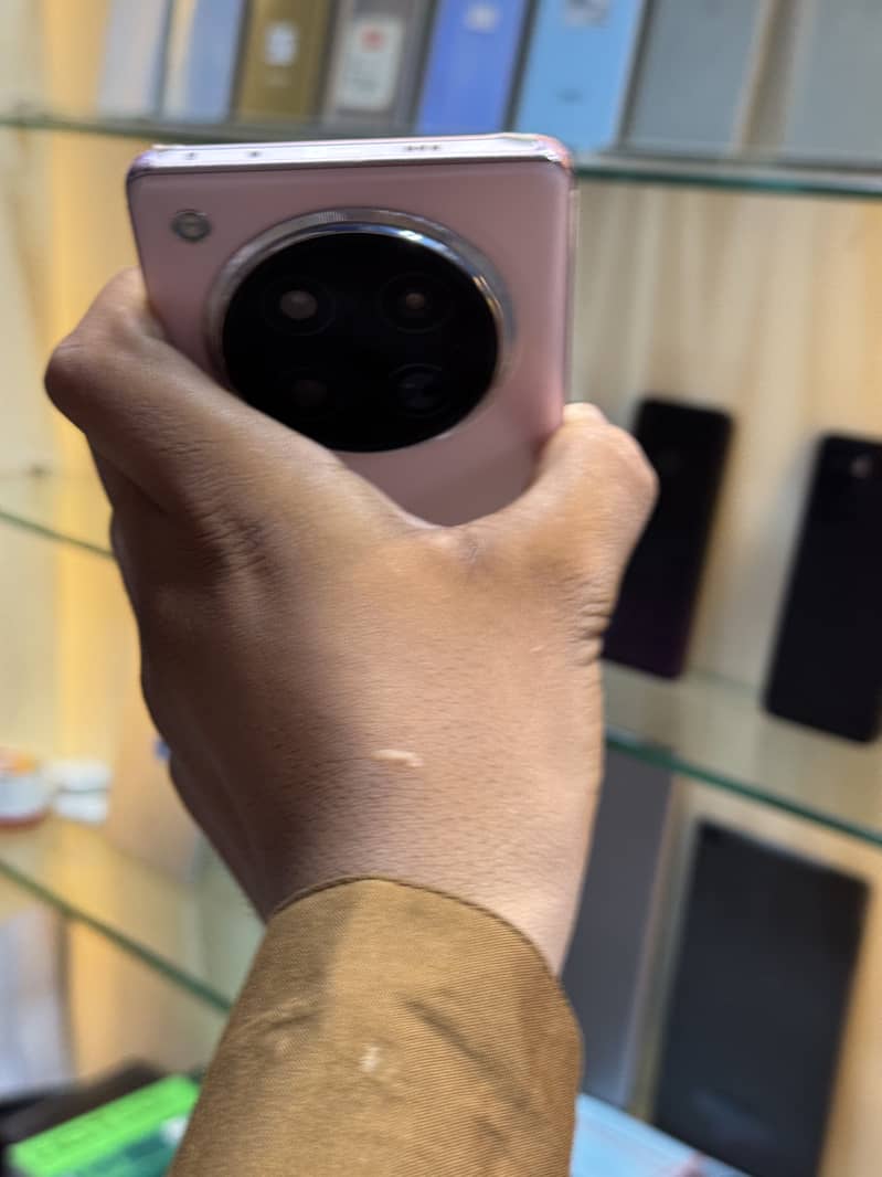 Infinix Zero 40 3