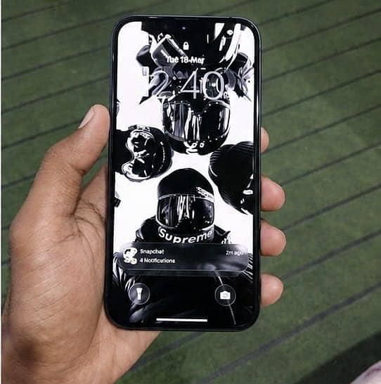 Apple iPhone 14 3