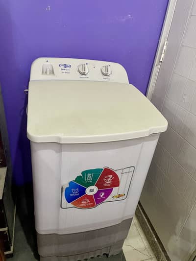 Super Asia washing machine in excellent condition